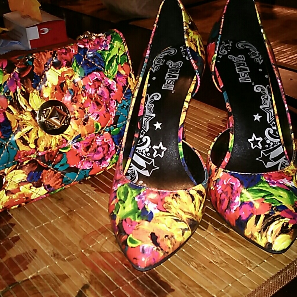 SHOES AND PURSE